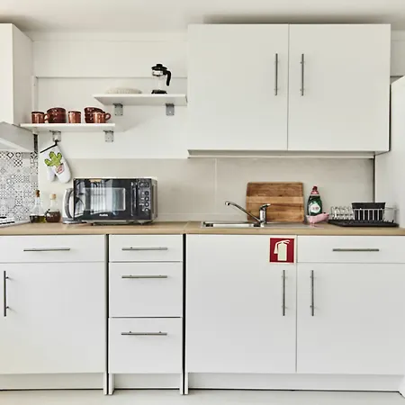 Apartment Two Bedroom Self Contained House *